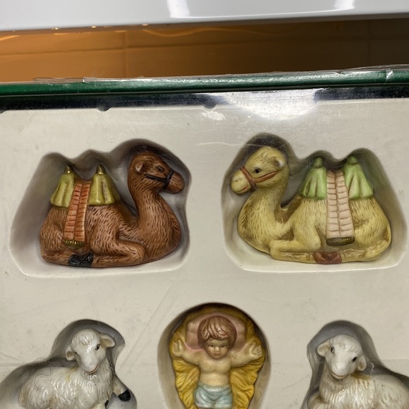 Nativity scene - Picture 5 of 17